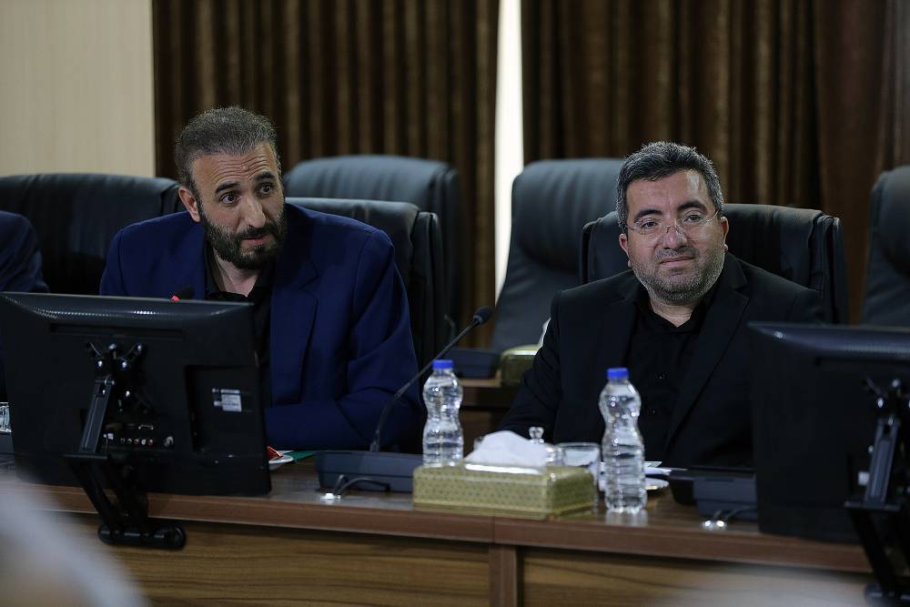 پایان بررسی طرح «حمایت از مالکیت صنعتی» و آغاز بررسی طرح «الزام به ثبت رسمی معاملات اموال غیرمنقول» پایان بررسی طرح «حمایت از مالکیت صنعتی» و آغاز بررسی طرح «الزام به ثبت رسمی معاملات اموال غیرمنقول»