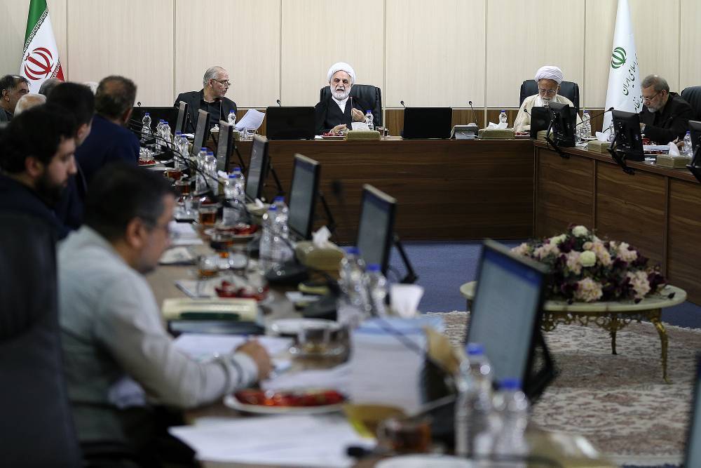 پایان بررسی طرح «حمایت از مالکیت صنعتی» و آغاز بررسی طرح «الزام به ثبت رسمی معاملات اموال غیرمنقول» پایان بررسی طرح «حمایت از مالکیت صنعتی» و آغاز بررسی طرح «الزام به ثبت رسمی معاملات اموال غیرمنقول»