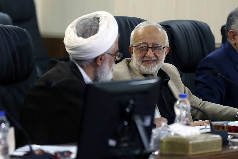 پایان بررسی طرح «حمایت از مالکیت صنعتی» و آغاز بررسی طرح «الزام به ثبت رسمی معاملات اموال غیرمنقول» پایان بررسی طرح «حمایت از مالکیت صنعتی» و آغاز بررسی طرح «الزام به ثبت رسمی معاملات اموال غیرمنقول»