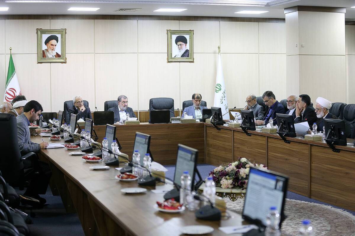 جلسه کمیسیون اقتصادی، بازرگانی و اداری مجمع درباره شورای فقهی بانک مرکزی برگزار شد