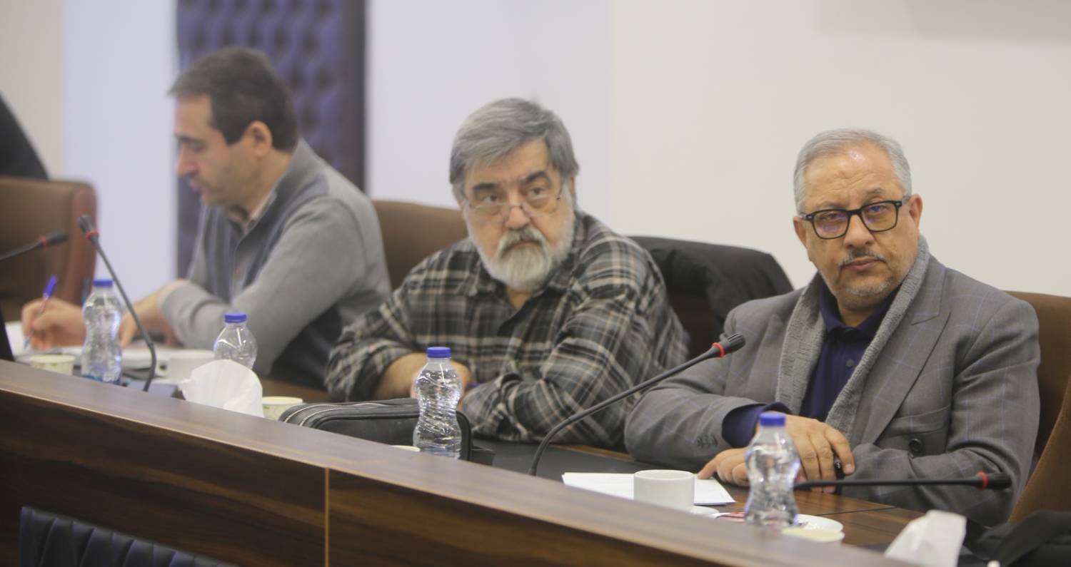 بررسی تعدد شوراهای مقرره‌گذار در دهمین نشست تبیین سیاست‌های کلی نظام قانون‌گذاری