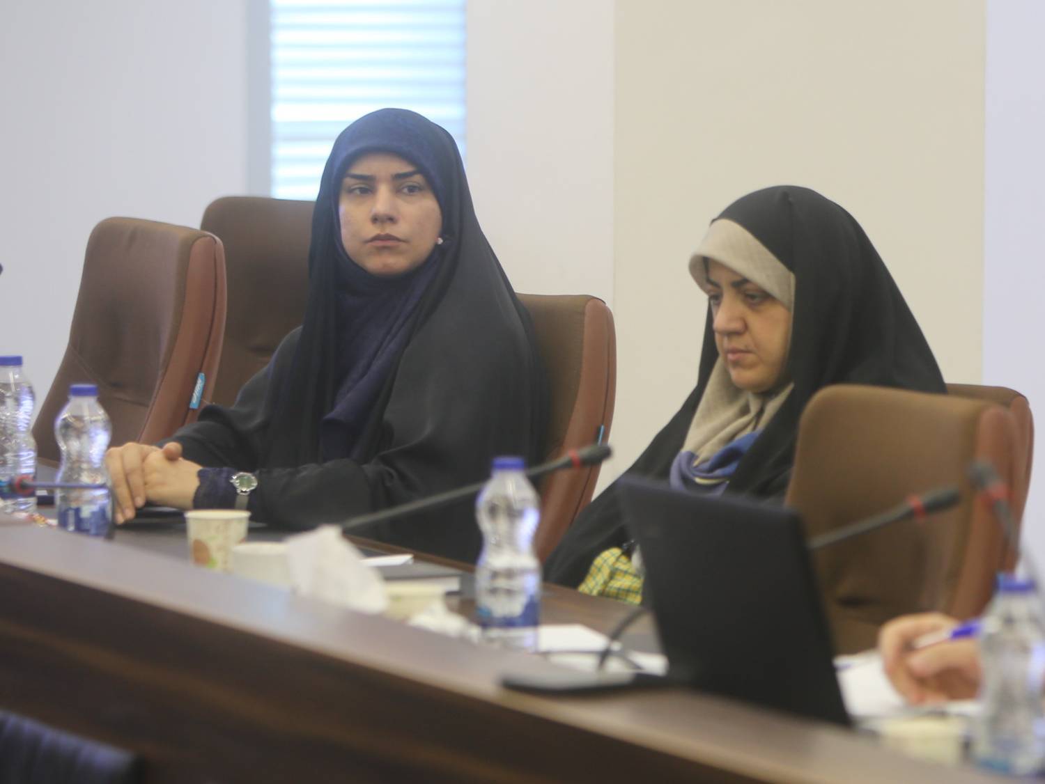 بررسی تعدد شوراهای مقرره‌گذار در دهمین نشست تبیین سیاست‌های کلی نظام قانون‌گذاری