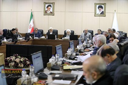 گزارش تصویری جلسه صحن مجمع تشخیص مصلحت نظام با موضوع ادامه بررسی« سیاست های کلی نظام پولی و بانکی»