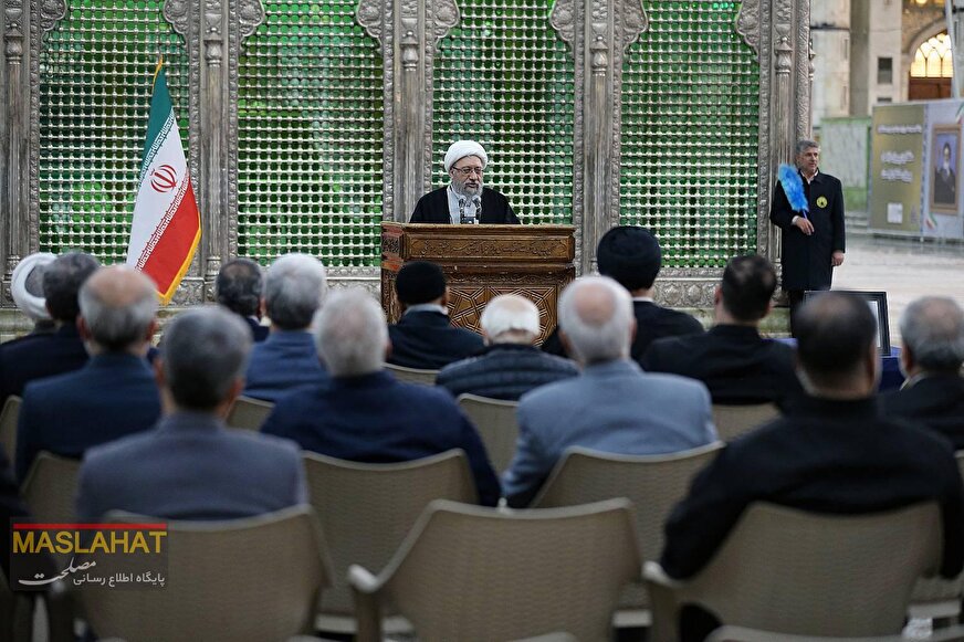 پیروزی در گرو انسجام داخلی است/ خودباوری اساس استقامت و ایستادگی در برابر جباران تاریخ است