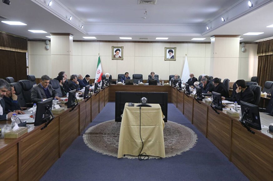 بررسی سیاست‌های کلی پولی و بانکی در کمیسیون اقتصادی مجمع تشخیص