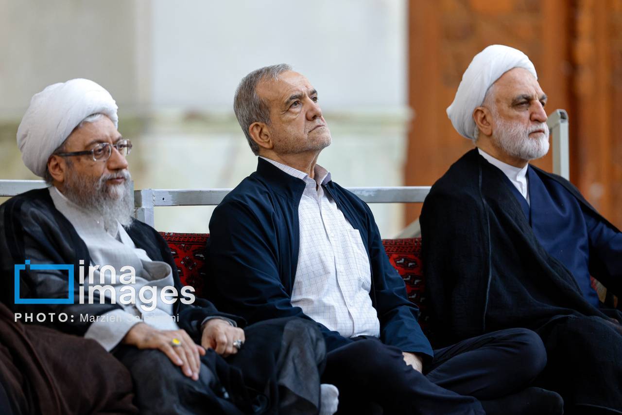 حضور رییس مجمع تشخیص مصلحت نظام در مراسم سی‌وششمین سالگرد ارتحال امام خمینی(ره)