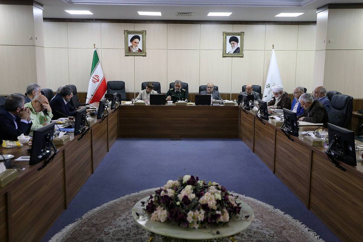 «افق زمانی چشم‌انداز آینده» و «ویژگی‌های چشم‌انداز  مطلوب جمهوری اسلامی» بررسی شد