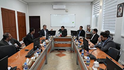 تصاویر نشست مشترک رئیس سازمان امور مالیاتی و رئیس کمیسیون اقتصادی دبیرخانه مجمع