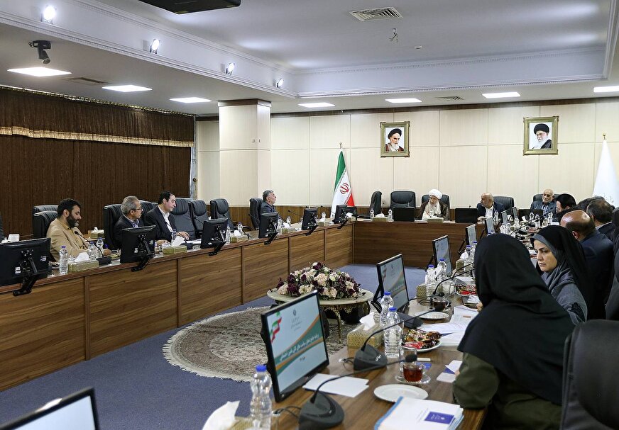 رونمایی از «برنامه جامع تحقق سیاست های کلی تامین اجتماعی» در کمیسیون علمی، فرهنگی و اجتماعی