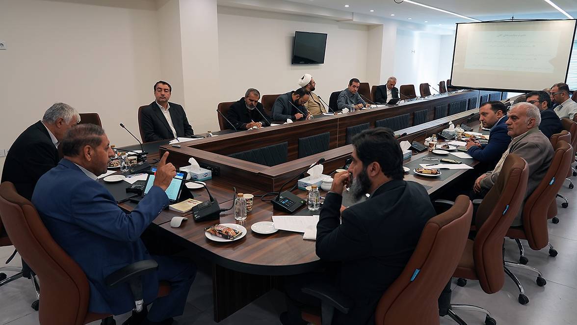 تبیین سیاست های نظام قانون گذاری وظیفه دانشگاه ها و نهادهای ذی ربط است