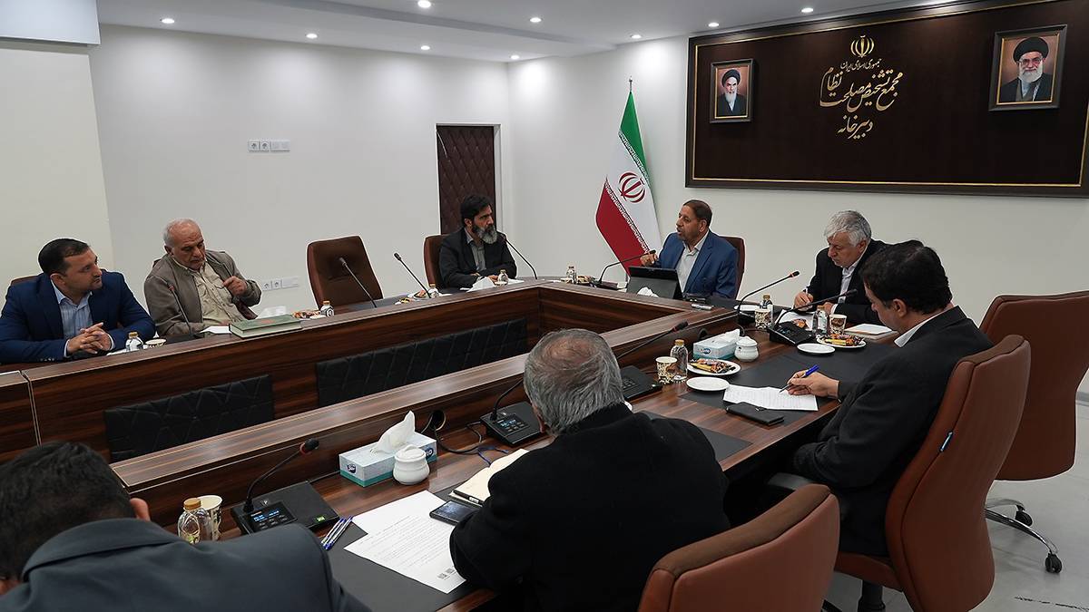 تبیین سیاست های نظام قانون گذاری وظیفه دانشگاه ها و نهادهای ذی ربط است