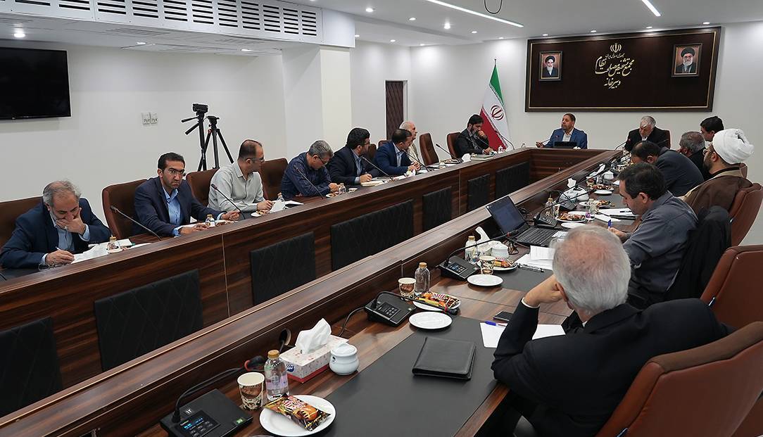 تبیین سیاست های نظام قانون گذاری وظیفه دانشگاه ها و نهادهای ذی ربط است