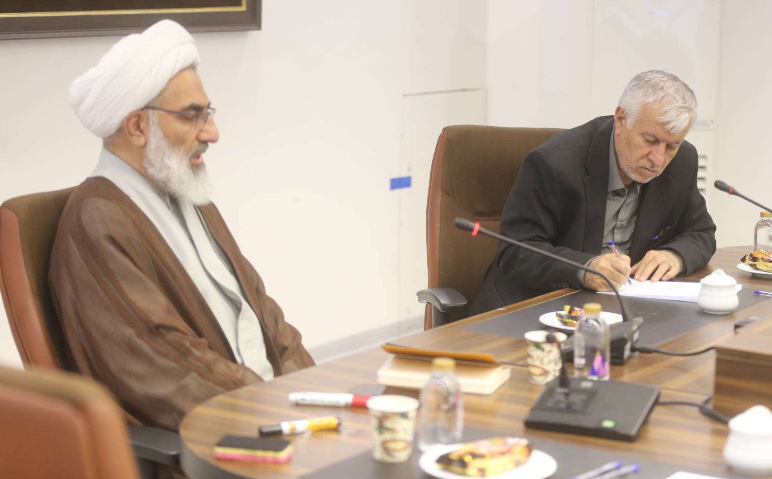 برگزاری سومین نشست تبیین سیاست های کلی نظام قانون گذاری برگزاری سومین نشست تبیین سیاست های کلی نظام قانون گذاری