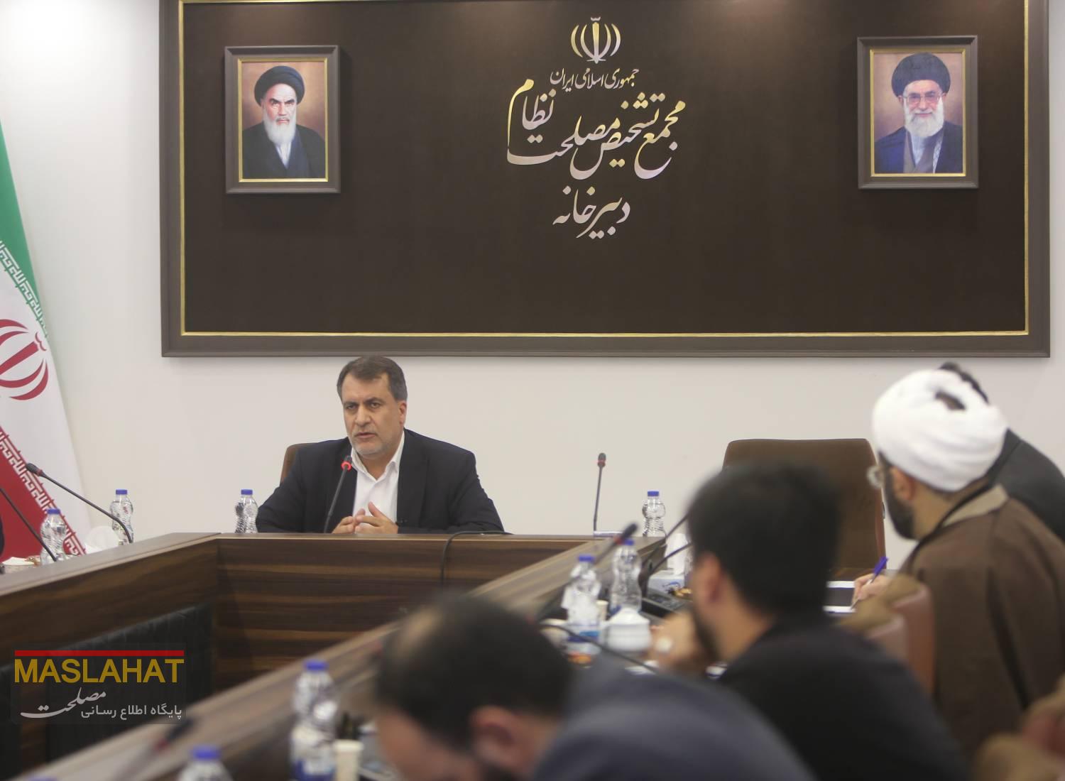 محدودکردن مقررهگذاری و نظارت سلسلهمراتبی دو راهکار تحقق بند ۳ سیاستهای کلی نظام قانونگذاری است محدودکردن مقررهگذاری و نظارت سلسلهمراتبی دو راهکار تحقق بند ۳ سیاستهای کلی نظام قانونگذاری است