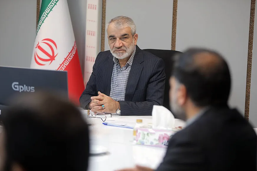 کدخدایی: باید از مصرف‌کننده هوش مصنوعی به بازیگری اثرگذار در توسعه این فناوری تبدیل شویم