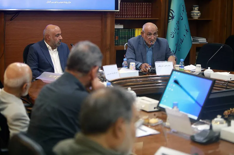 گزارش تصویری دیدار اعضای کمیسیون علمی، فرهنگی و اجتماعی مجمع تشخیص مصلحت نظام با وزیر تعاون، کار و  رفاه اجتماعی