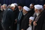 اقامه نماز بر پیکر مطهر رهبر شهید انقلاب و خانواده ایشان